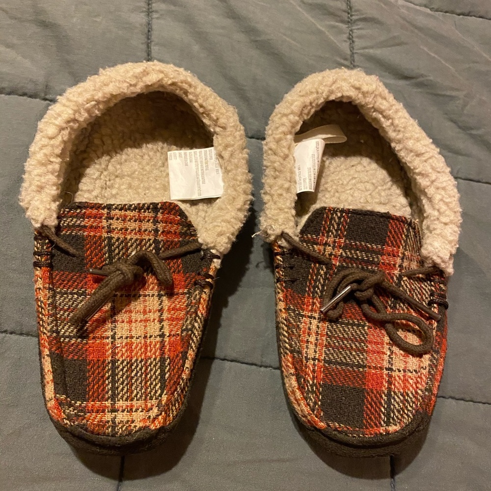 Moccasins plaid slipper size 2-3
